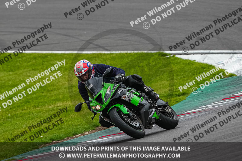 donington no limits trackday;donington park photographs;donington trackday photographs;estoril;event digital images;motorbikes;no limits;no limits trackdays;peter wileman photography;portugal;trackday;trackday digital images;trackday photos